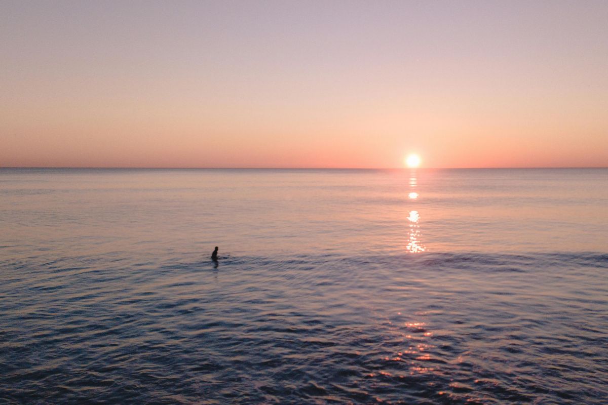 Pôr do Sol, Ondas e Liberdade